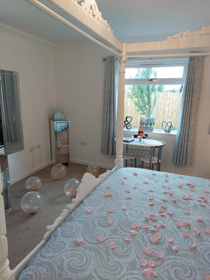 فندق Hot Tub Hideaway Hemyock المظهر الخارجي الصورة